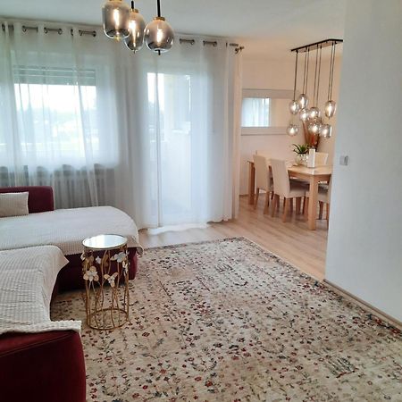 Moderne 3Zimmer Wohnung, In Koenigsbrunn Bei Augsburg Esterno foto