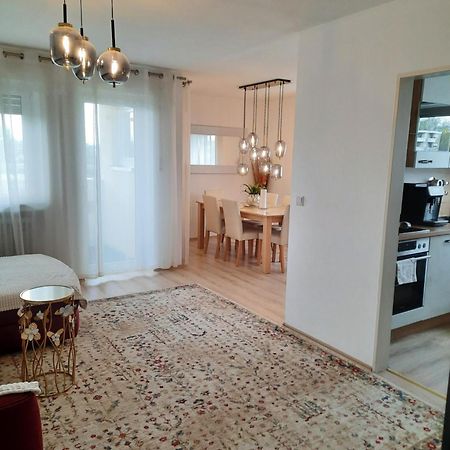 Moderne 3Zimmer Wohnung, In Koenigsbrunn Bei Augsburg Esterno foto