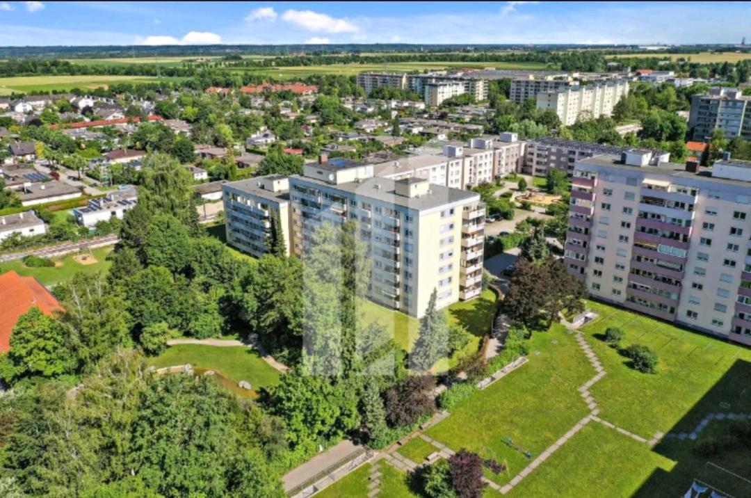 Moderne 3Zimmer Wohnung, In Koenigsbrunn Bei Augsburg Esterno foto