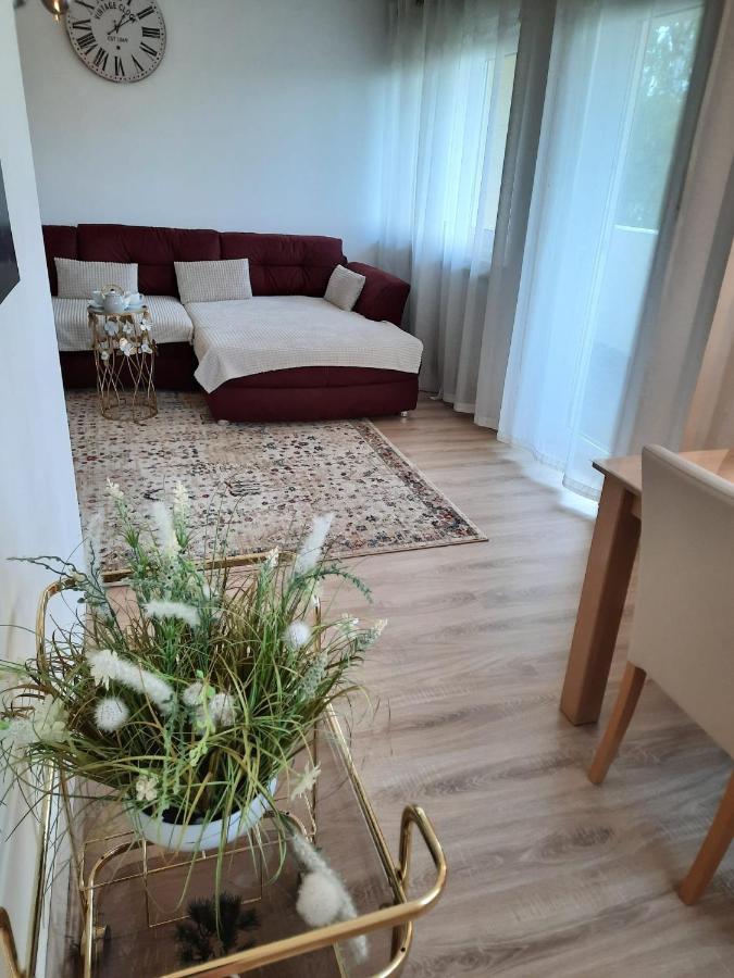 Moderne 3Zimmer Wohnung, In Koenigsbrunn Bei Augsburg Esterno foto