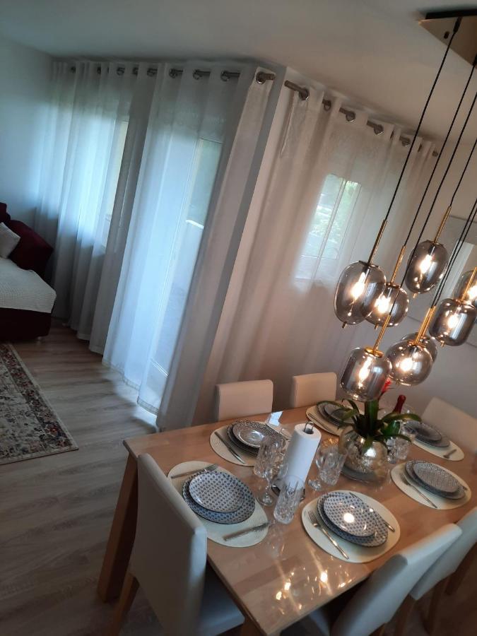 Moderne 3Zimmer Wohnung, In Koenigsbrunn Bei Augsburg Esterno foto