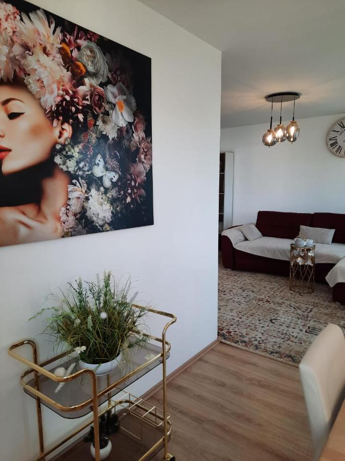 Moderne 3Zimmer Wohnung, In Koenigsbrunn Bei Augsburg Esterno foto