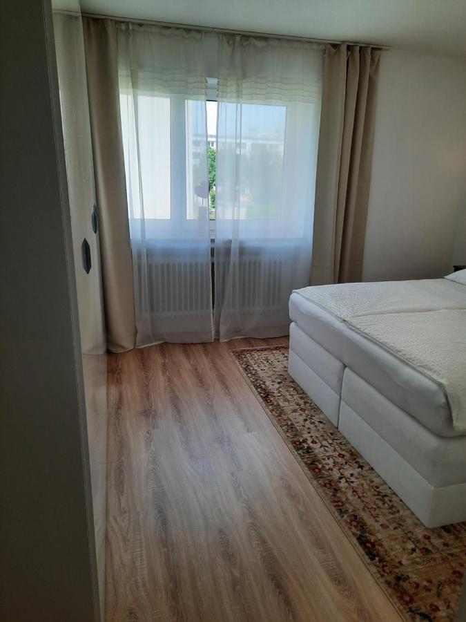 Moderne 3Zimmer Wohnung, In Koenigsbrunn Bei Augsburg Esterno foto
