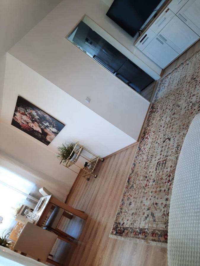 Moderne 3Zimmer Wohnung, In Koenigsbrunn Bei Augsburg Esterno foto